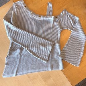 Off shoulder Asymetrical Sweater
